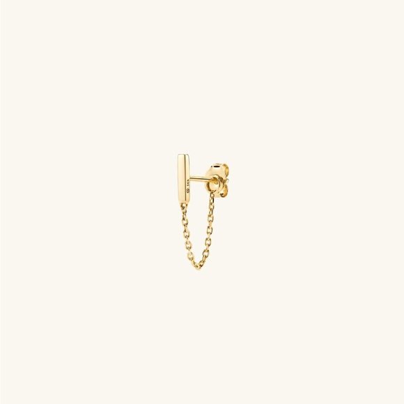 Mejuri Jewelry - Mejuri Single Bar Chain Stud
